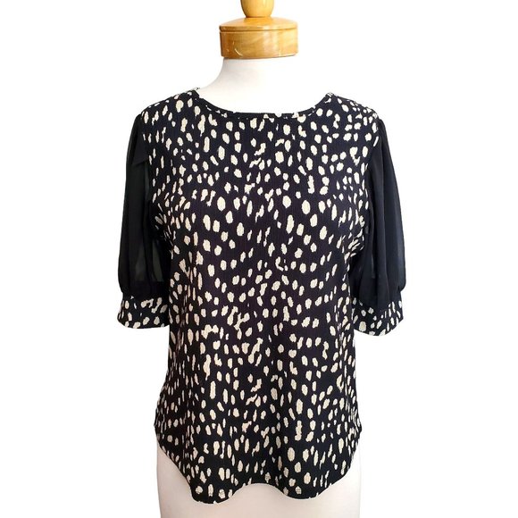 Vince Camuto NWT Top Blouse Short Puff/Bubble Sleeve Animal Print Sz L - Picture 1 of 7